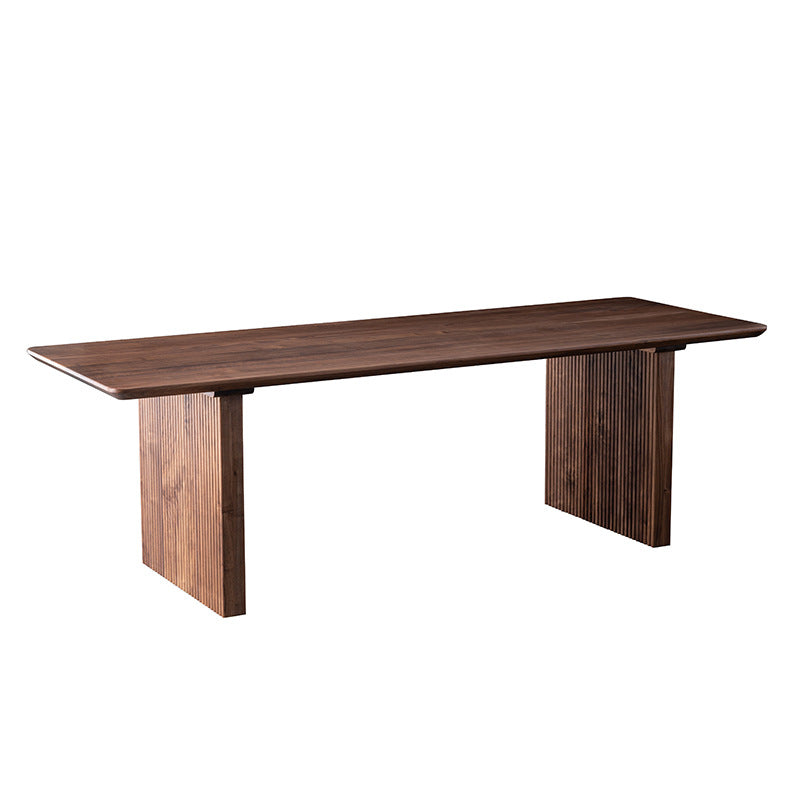 木質桌子